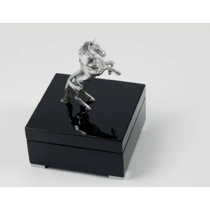 Picture Chic black box with silver plated brass and nickel plated horse