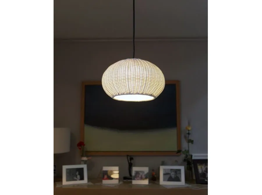 obrazek 2 Urzekająca lampa wisząca do domu lub ogrodu w dwóch wariantach kolorystycznych