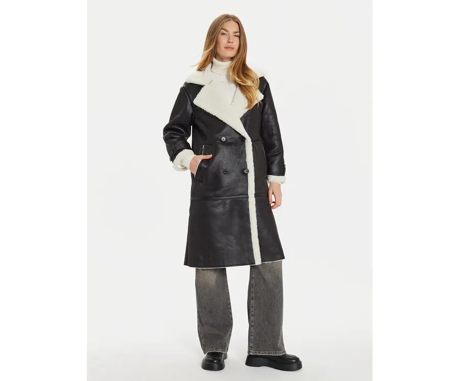 obrazek 1 ViCOLO Kożuch TS0042 Czarny Regular Fit