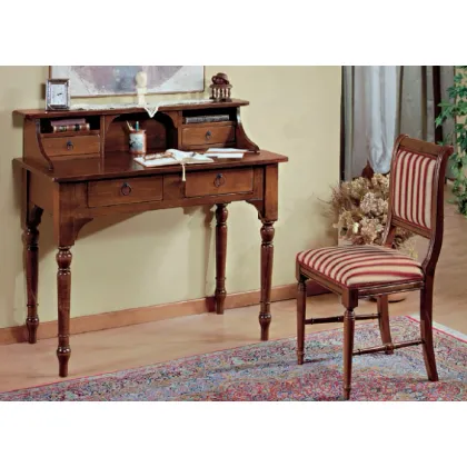 Zdjęcie Biurko toczone 4-szufladowe z Włoch - Fratelli Mirandola