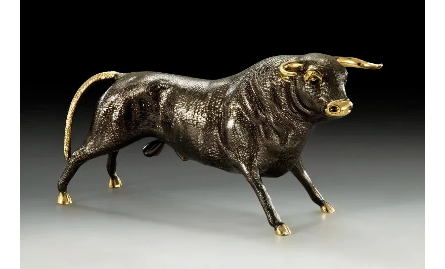 obrazek 1 Elegancka figura Byka z brązu