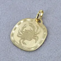 Picture Gold pendant with the zodiac sign of Cancer