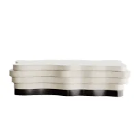 Zdjęcie Luksusowa ławka z konstrukcją w postaci warstw