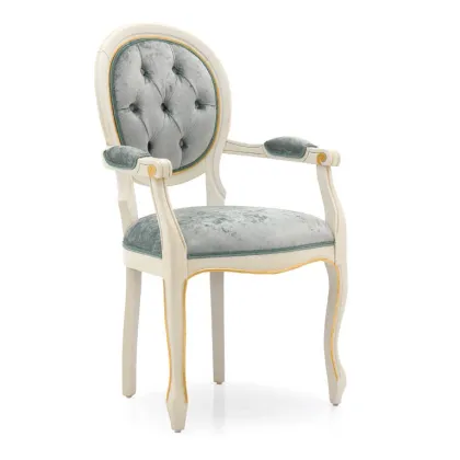 Zdjęcie Stylowy włoski fotel w stylu antycznym do pięknego wnętrza