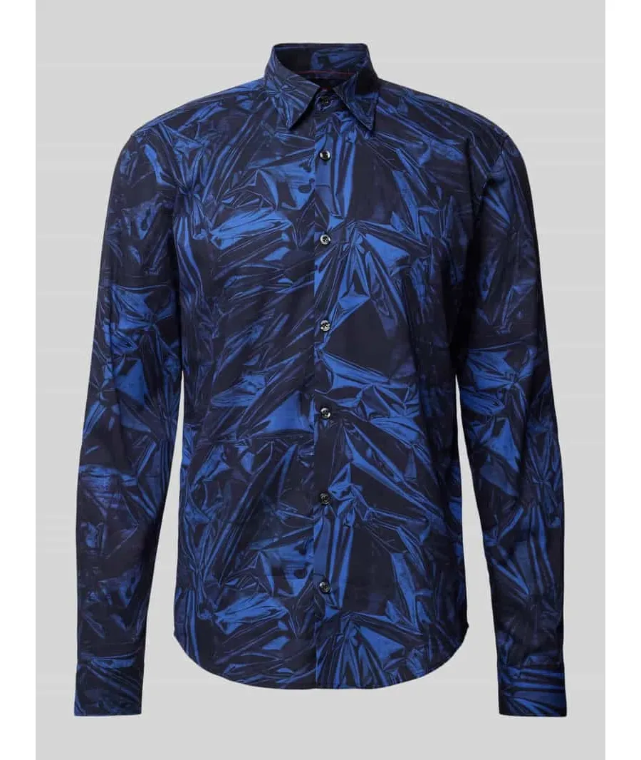 obrazek 1 Koszula casualowa o kroju slim fit z kołnierzykiem typu kent model ‘Ermo’