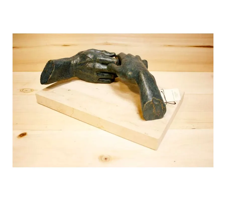 picture 4 A perfect sculpture for an anniversary - clasped hands