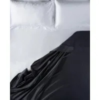 Zdjęcie Stylowe prześcieradło w kolorze antracytowym do sypialni