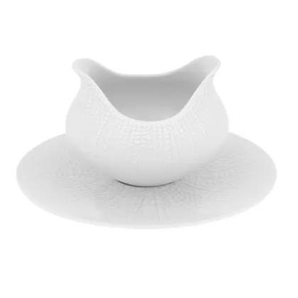 Zdjęcie Sosjerka z podstawką z porcelany z kolekcji Mar inspirowana kształtem muszli - Vista Alegre