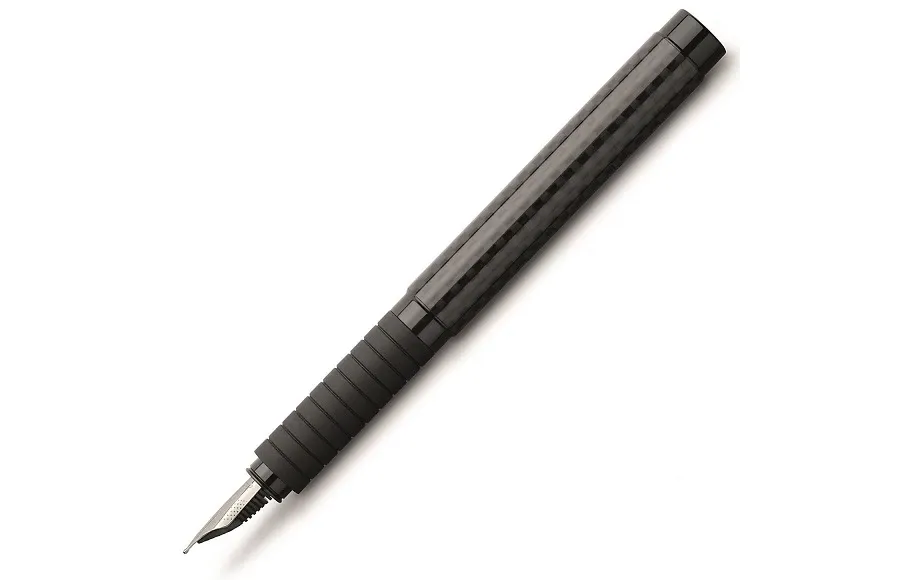 obrazek 1 Pióro wieczne marki Faber-Castell z kolekcji Basic Carbon