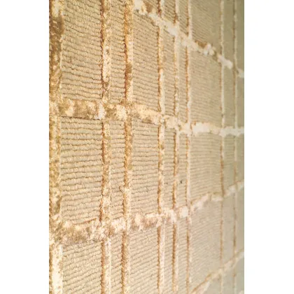 Zdjęcie Złocisty dywan w kratę z wełny i wiskozy Datina Studio