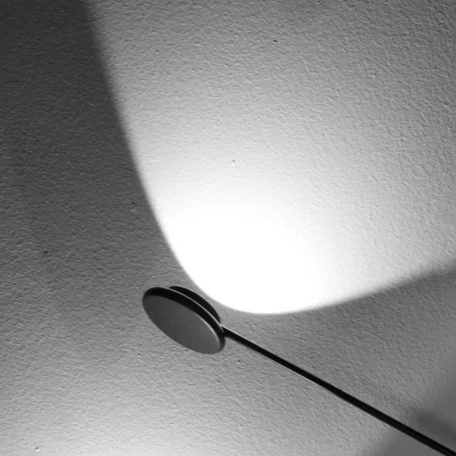 obrazek 3 Czarna lampa sufitowa Helix od włoskiego producenta