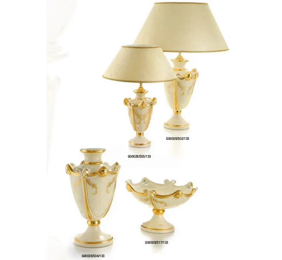 obrazek 1 Beżowa lampa ceramiczna ze złoceniami z Italii