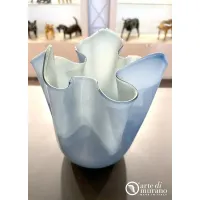 Picture Designer handkerchief-shaped vase made of blown Murano glass, medium size