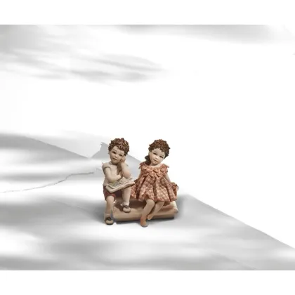 Zdjęcie Figurka pary przyjaciół z porcelany - Sibania