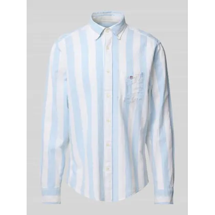 Zdjęcie Koszula casualowa o kroju regular fit z kieszenią na piersi