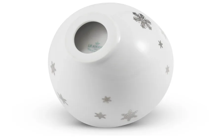 obrazek 2 Piękna porcelanowa miska zdobiona motywem płatków śniegu - Leander