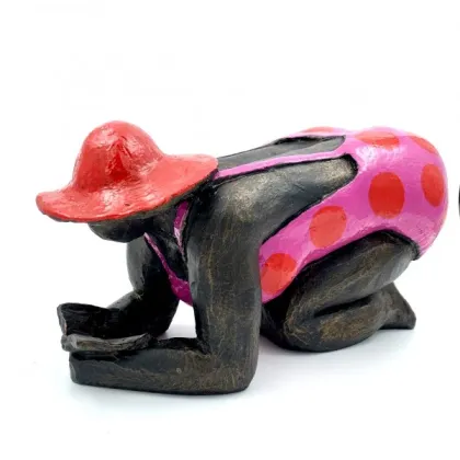 Zdjęcie Oryginalna figurka do ogrodu