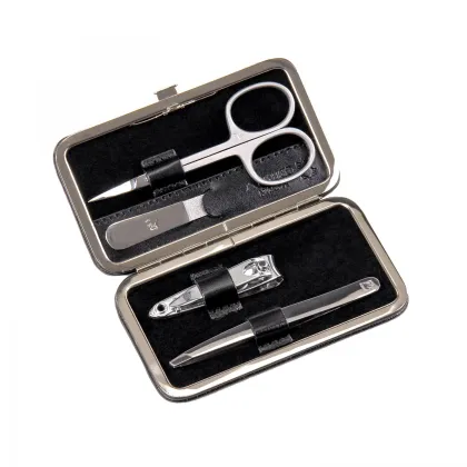 Zdjęcie Kompaktowy zestaw do manicure