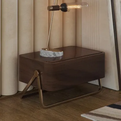 Zdjęcie Piękna szafka nocna vintage