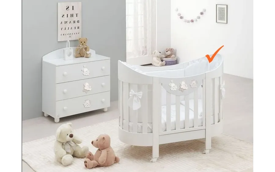obrazek 1 Przepiękne owalne łóżeczko niemowlęce - Italbaby