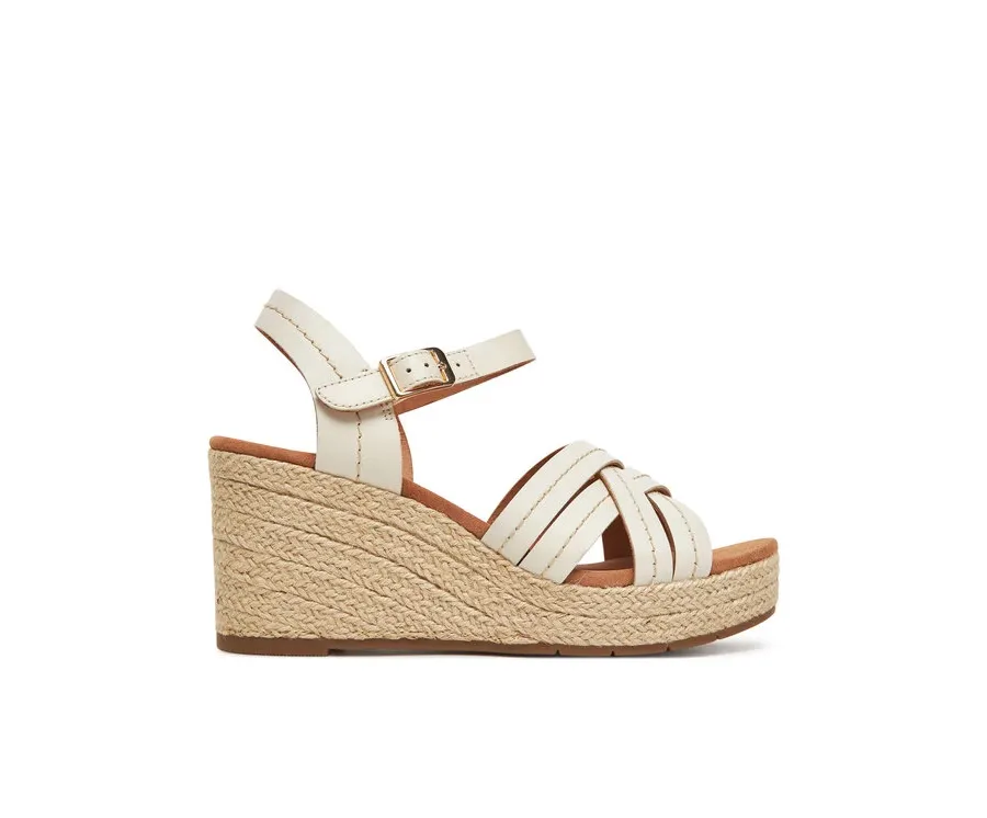 obrazek 1 Clarks Espadryle Sabina Strap 26181464 Écru