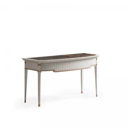 Zdjęcie Piękna stylowa toaletka do sypialni z Włoch