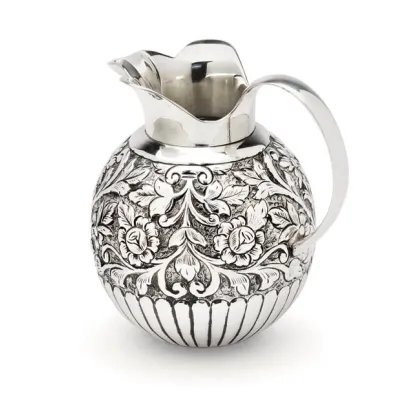 Picture Luxurious jug with floral patterns