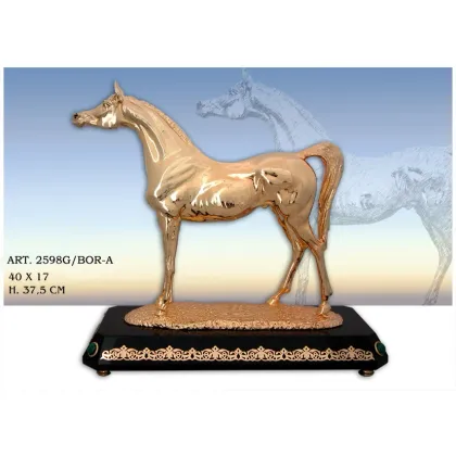 Zdjęcie Luksusowa figura konia idealna na prezent