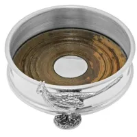 Picture An innovative product from England - a decorative wine stand with a pheasant