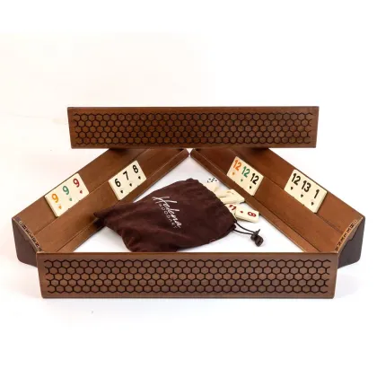 Zdjęcie Nowoczesny zestaw do gry w remika w strukturze plastra miodu - Helena Woodart