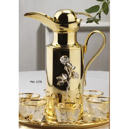 Zdjęcie Ekskluzywny termos z pozłacanego brązu