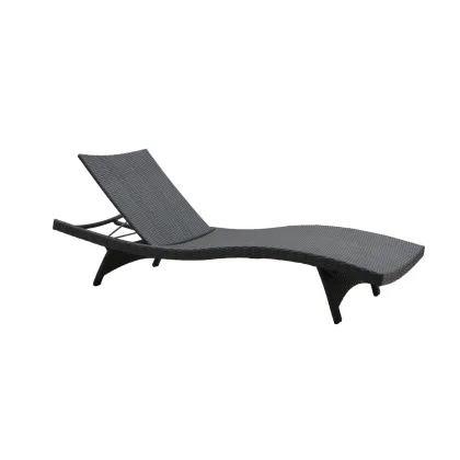 Zdjęcie Składany ogrodowy leżak Sentosa wykonany z rattanu