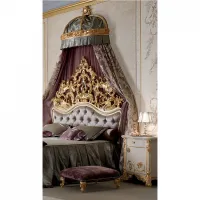 Zdjęcie Luksusowy klasyczny stolik nocny do sypialni