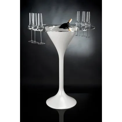 Picture Elite table with cooler by Luxury Products