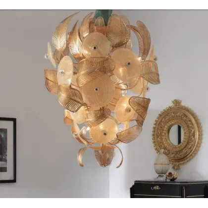 Zdjęcie Żyrandol zdobiony liściami paproci do ekskluzywnych salonów - Euro Lamp Art