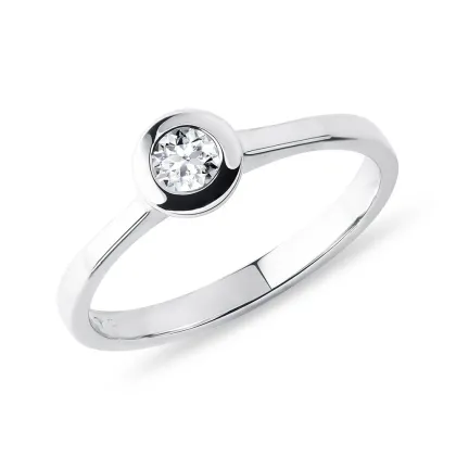 Zdjęcie Pierścionek z białego złota z diamentem w oprawie bezel KLENOTA
