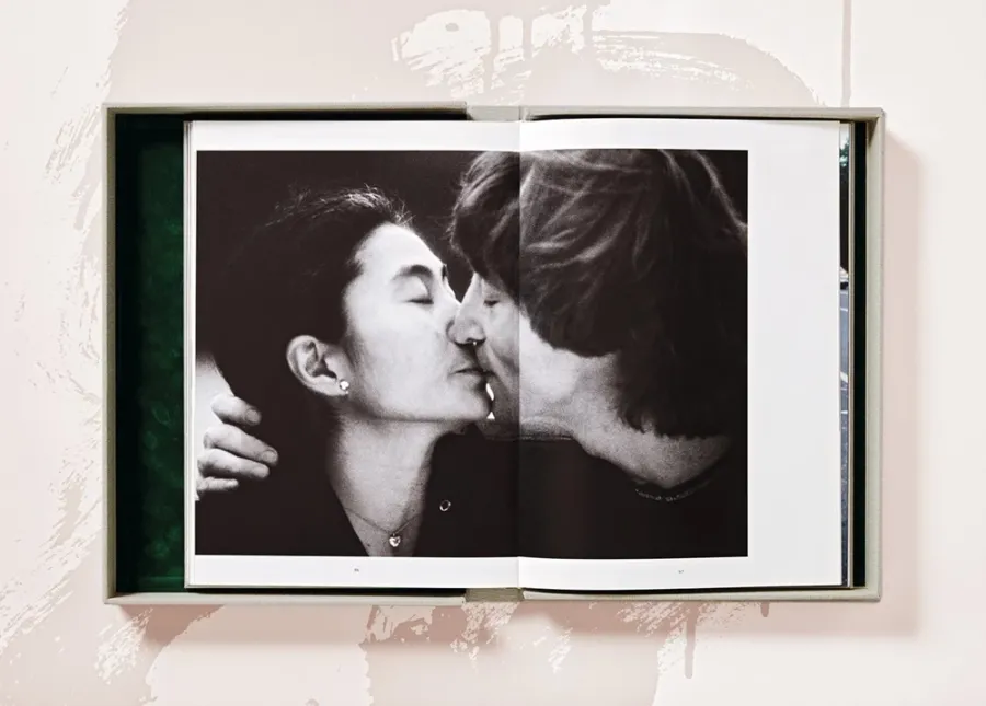 obrazek 4 Książka Kishin Shinoyama. John Lennon & Yoko Ono. Double Fantasy, Art Edition No. 1–125 ‘Untitled’ - Taschen