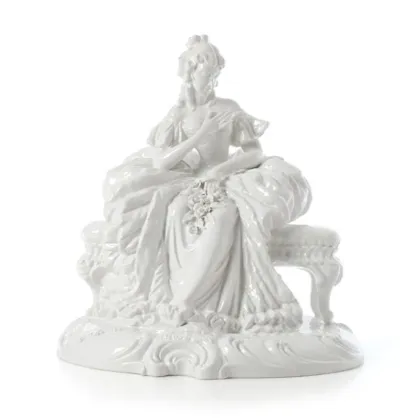 Zdjęcie Stylowa figura ceramiczna w stylu barokowym siedzącej damy - Ceramiche ML