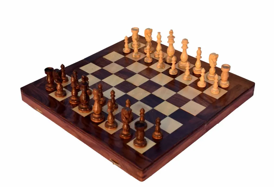 obrazek 1 Gustowny składany zestaw szachowy - The Chess Empire