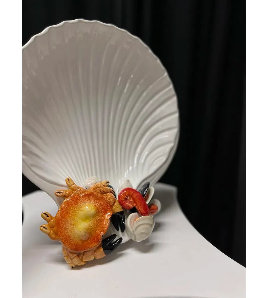 obrazek 2 Duża miska w formie przegrzebka zdobiona owocami morza - Le Ceramiche