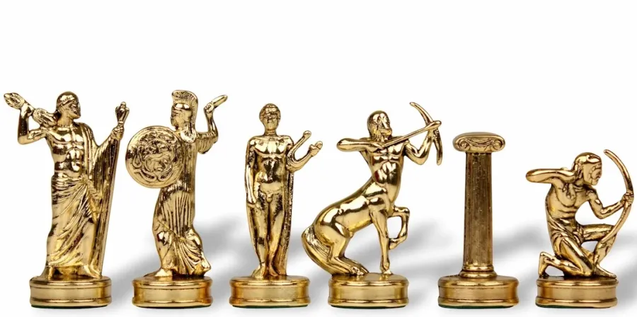 picture 1 The twelves labours of Hercules – sensational set of chess pieces