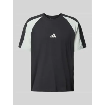 Zdjęcie T-shirt z nadrukiem z logo