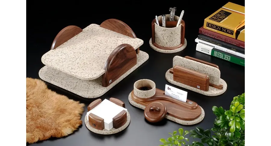 picture 1 Desk Set \