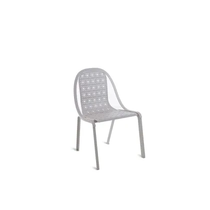 Zdjęcie Stylowe krzesło wykonane z aluminium do ogrodu i na taras