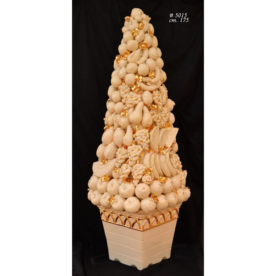 picture 1 Elegant gold pyramid