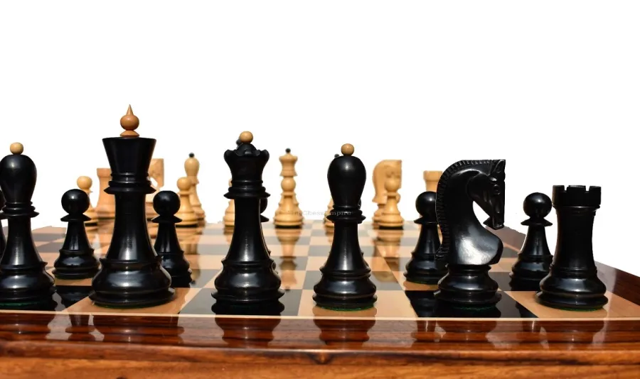 obrazek 4 Ponadczasowy zestaw dla miłośników szachów - The Chess Empire