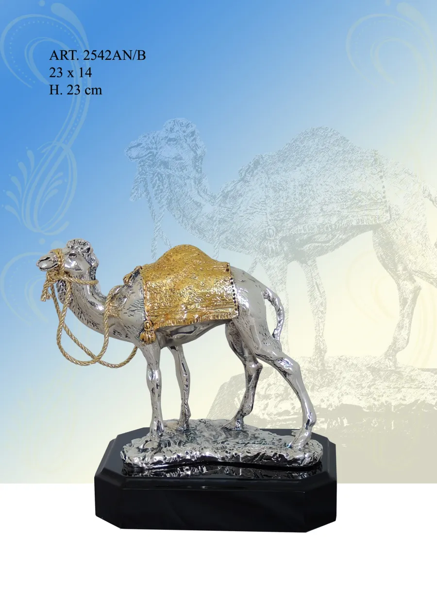 obrazek 1 Cudowna figura wielbłąda z włoch