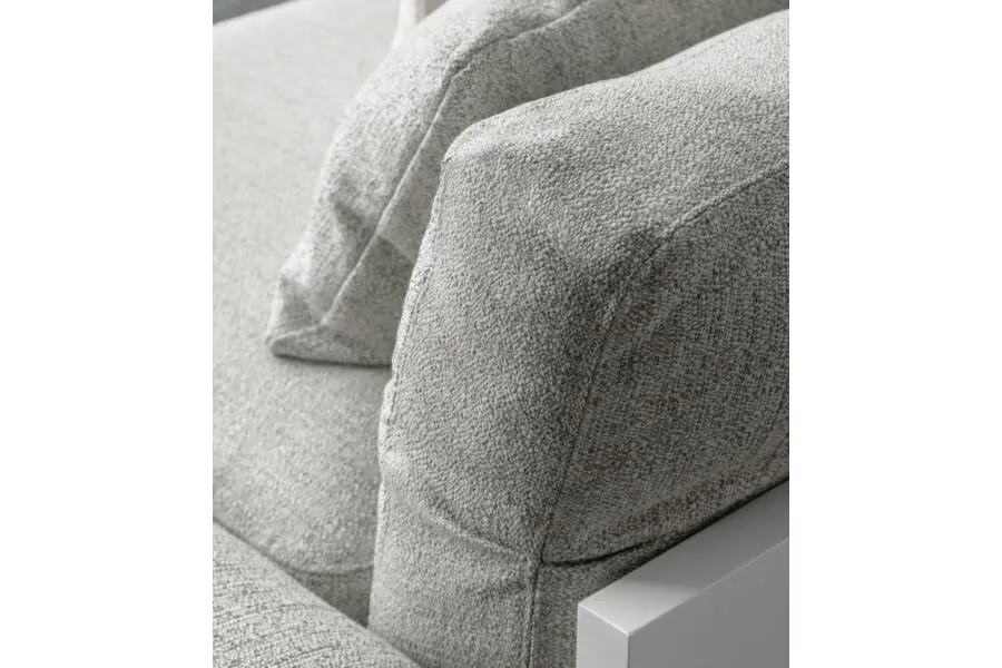 obrazek 4 Wygodna szeroka włoska sofa na taras