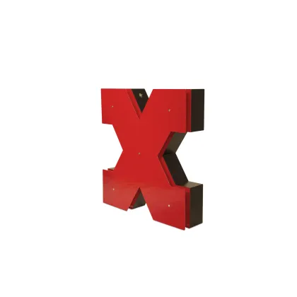 Zdjęcie Designerska czerwona lampa w kształcie litery X