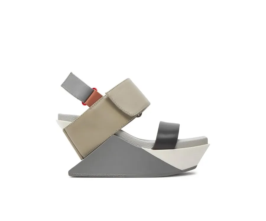 obrazek 1 United Nude Sandały Delta Wedge Sandal 1041381616 Beżowy
